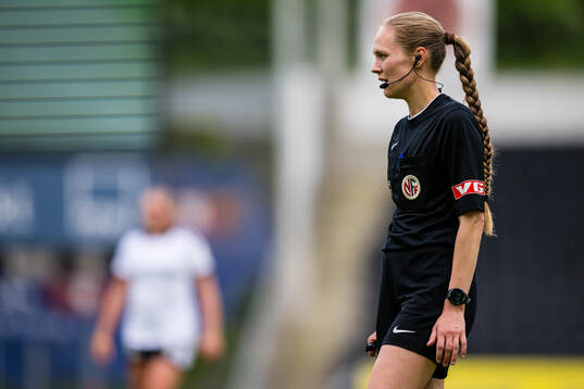 Nathalie Turøy, referee