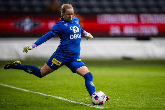 Goalkeeper Klara Thorsrud Sporsem of LSK Kvinner