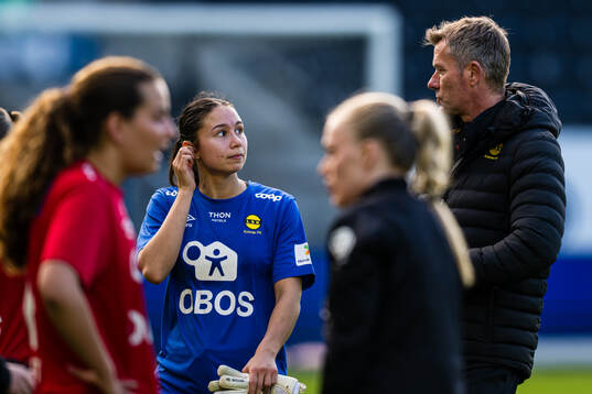 Sara Kristine Bantan Eggesvik and head coach Andre