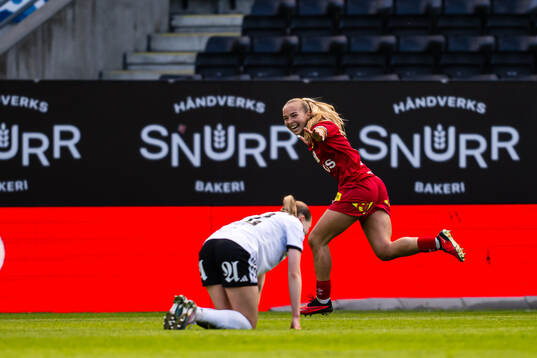 Ronja Foss Arnesen of LSK Kvinner celebrates