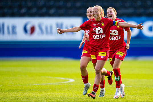 Ronja Foss Arnesen of LSK Kvinner celebrates