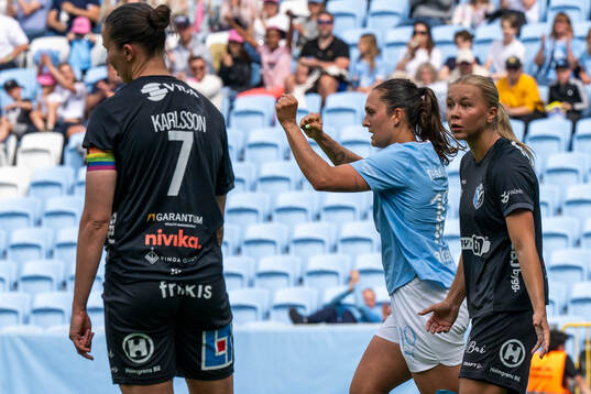 Malmö FFs Isabella DCAquila jublar