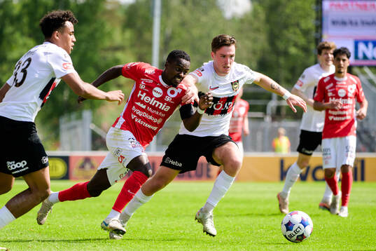 Degerfors Nahom Netabay och Brommapojkarnas Rasmus Örqvist