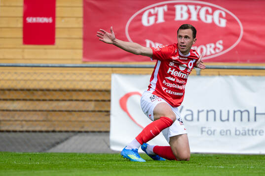 Degerfors Erik Lindell reagerar