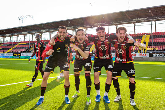 Östersunds Amar Begic,Hugo Azzi, Edgar Sarkis Navassardian