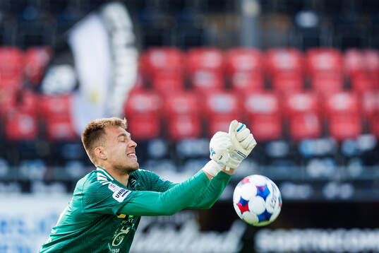 Örebros målvakt Jakub Ojrzynski