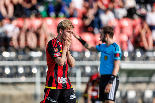 Östersunds Simon Marklund deppar