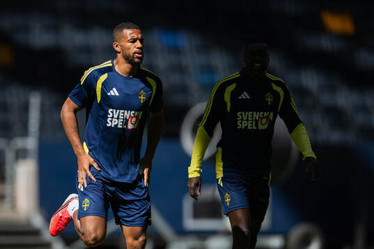 Isak Hien and Ken Sema of the Swedish national football