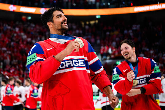 Andreas Martinsen of Norway celebrates
