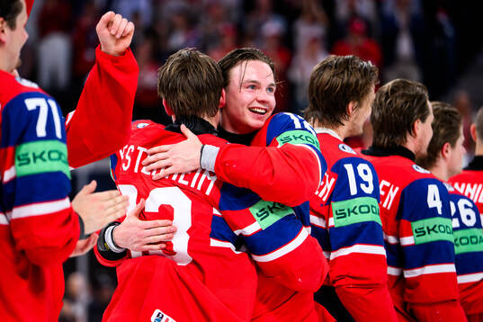 Petter Vesterheim and Noah Steen of Norway celebrate