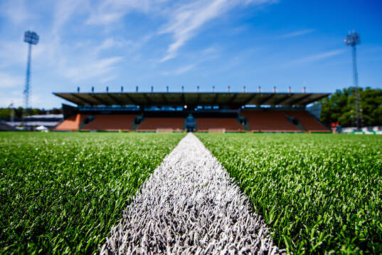 Konstgräs på Hitachi Energy Arena