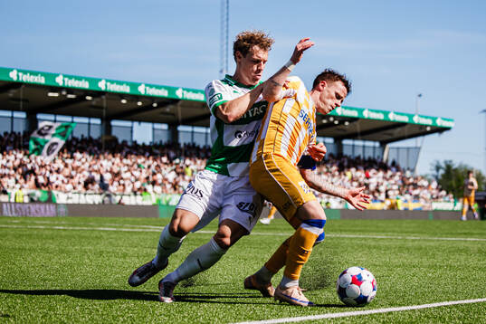 Västerås Herman Magnusson och IFK Göteborgs Tobias Heintz