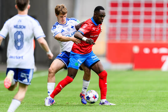 IFK Norrköpings Ture Sandberg och Helsingborgs Adam Akimey