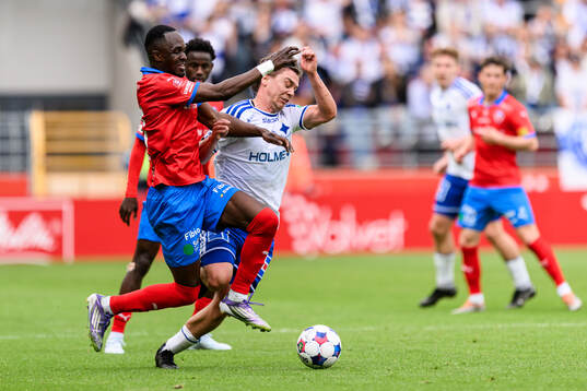 Helsingborgs Adam Akimey och IFK Norrköpings Viktor