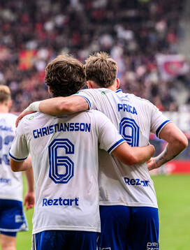 IFK Norrköpings Viktor Christiansson och Tim Prica jublar