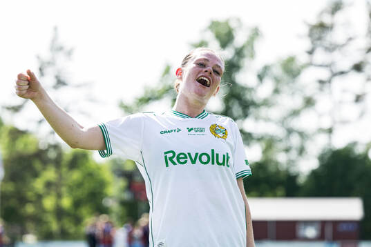 Hammarbys Sofia Reidy jublar