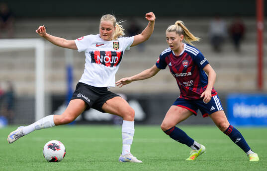 Brommapojkarnas Johanna Svedberg och Rosengårds Tilde