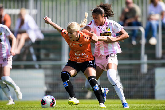 Kristianstads Tilda Persson och Häckens Felicia Schröder
