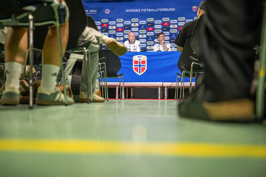 Head coach Ståle Solbakken and press officer Morten