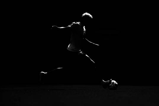 The silhouette of Antonio Nusa of the Norwegian national