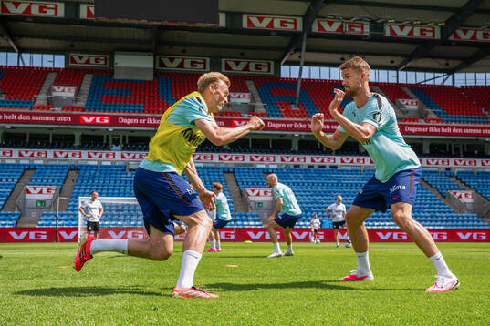 Sondre Langås and Kristoffer Ajer of the Norwegian