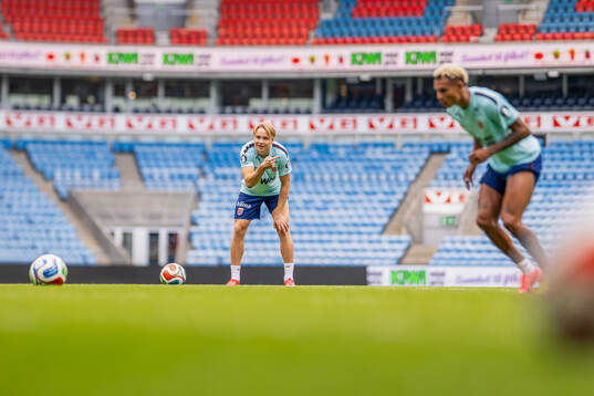 Andreas Schjelderup and Antonio Nusa of the Norwegian