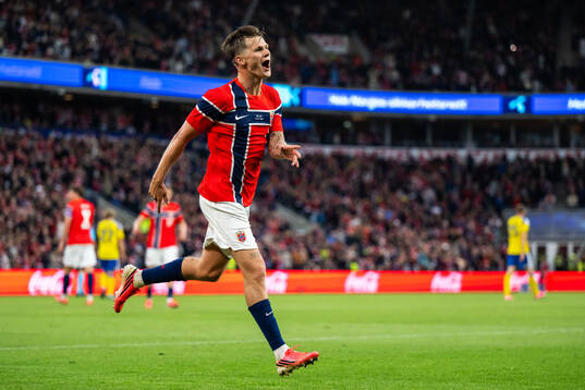 David Møller Wolfe of Norway celebrates