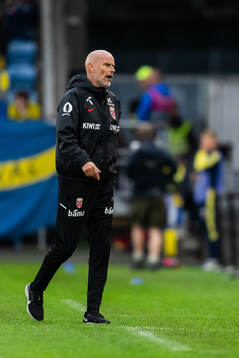 Head coach Ståle Solbakken of Norway