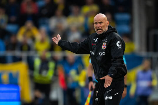 Head coach Ståle Solbakken of Norway