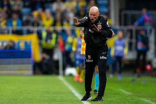 Head coach Ståle Solbakken of Norway