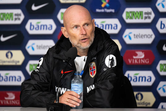 Head coach Ståle Solbakken of Norway