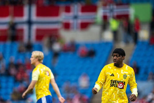 Anthony Elanga of Sweden