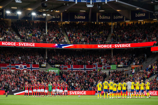 A minute of applause for Tom Lund