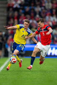 Alexander Bernhardsson of Sweden and David Møller Wolfe of