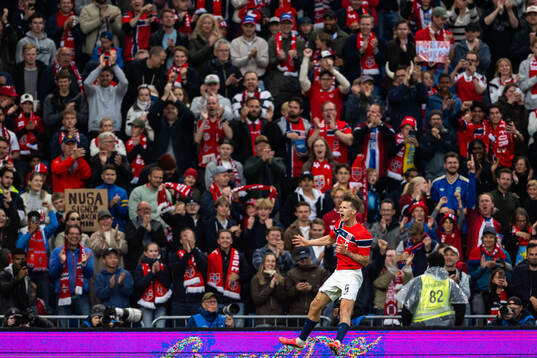 David Møller Wolfe of Norway celebrates