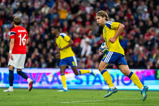 Sebastian Nanasi of Sweden