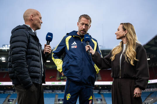 Head coach Graham Potter of Sweden with Fredrik Ljungberg