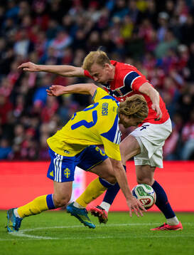 Sebastian Nanasi of Sweden and Fredrik Aursnes of Norway