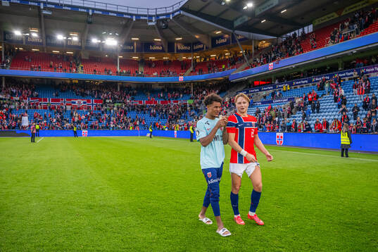 Oscar Bobb and Andreas Schjelderup of Norway