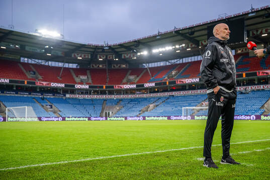 Head coach Ståle Solbakken of Norway