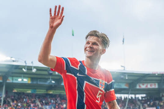 David Møller Wolfe of Norway at half-time
