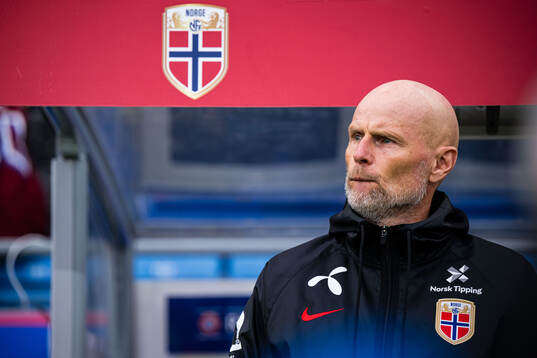 Head coach Ståle Solbakken of Norway