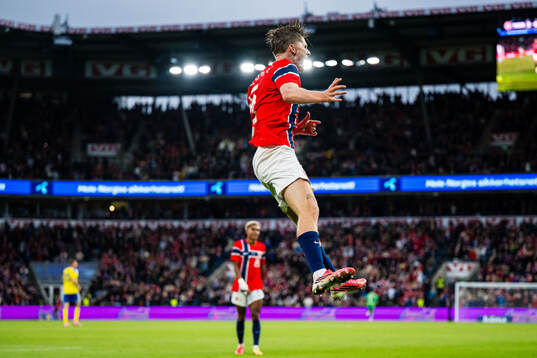 David Møller Wolfe of Norway celebrates