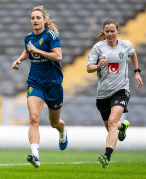Nathalie Björn and equipment manager Sara Thunebro of the