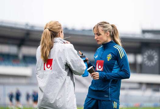 Physiotherapist Jenny Larsson and Nathalie Björn of the