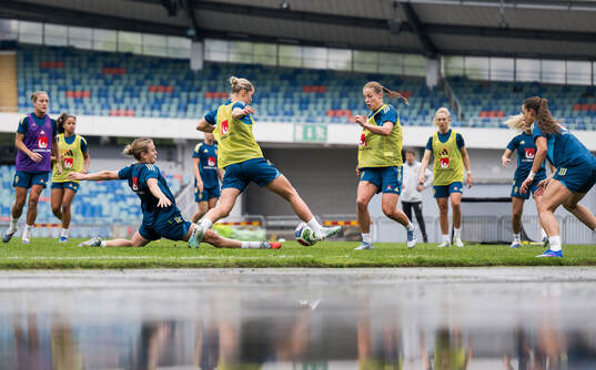 Beata Olsson, Hanna Lundkvist and Anna Anvegård of the