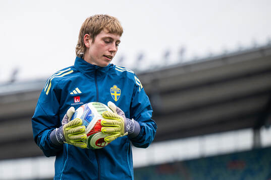 Goalkeeper Moa Edrud of the Swedish women's national