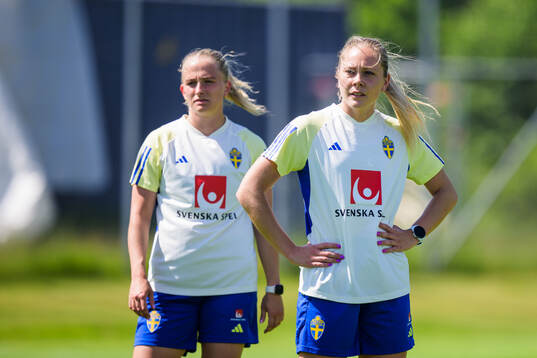 Tuva Skoog and Alice Bergström of the Swedish women's