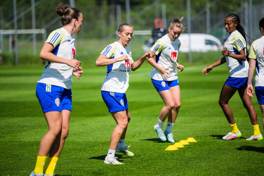 Sara Eriksson and Elsa Pelgander of the Swedish women's