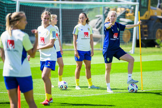 Assistant coach Linda Sembrandt of the Swedish women's